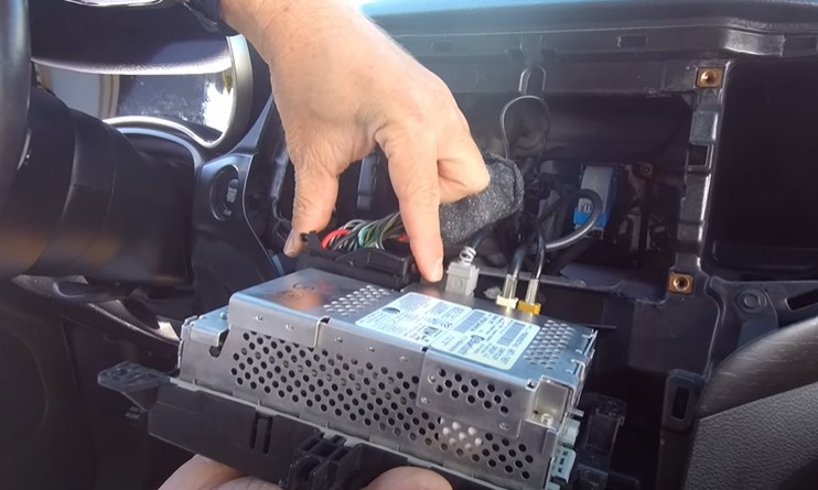 Chevy Voice Commands Not Working [7 Easy Fixes] – Motor Geek