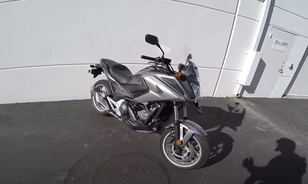 https://www.yourmotorgeek.com/wp-content/uploads/2023/08/Honda-NC700X-Problems-600x359.jpg