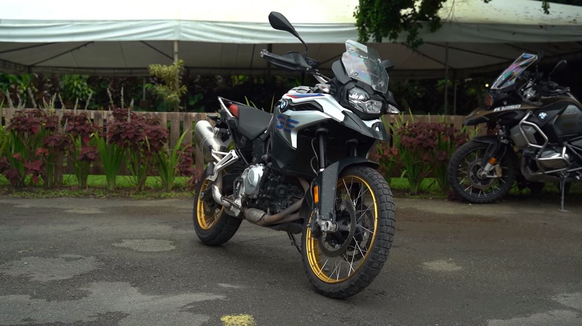 14 Best Touring Motorcycles For Beginners ??? Your Motor Geek